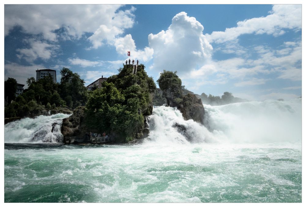 Wolkenberge, Wasserberge und Felsen