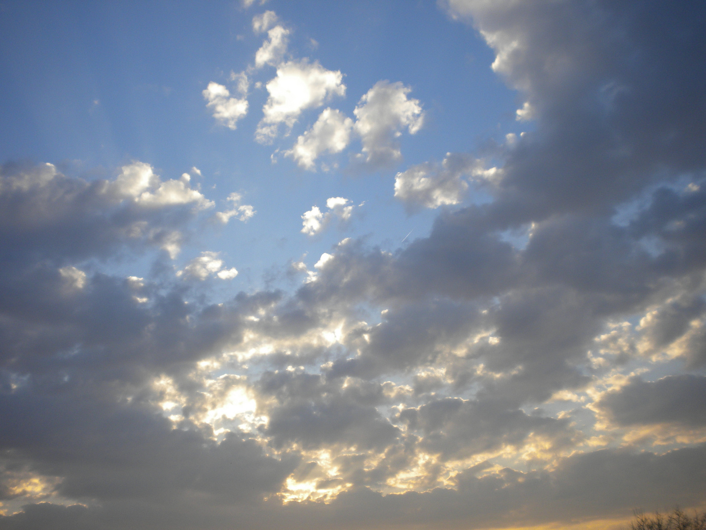 Wolkenbild im März 2011