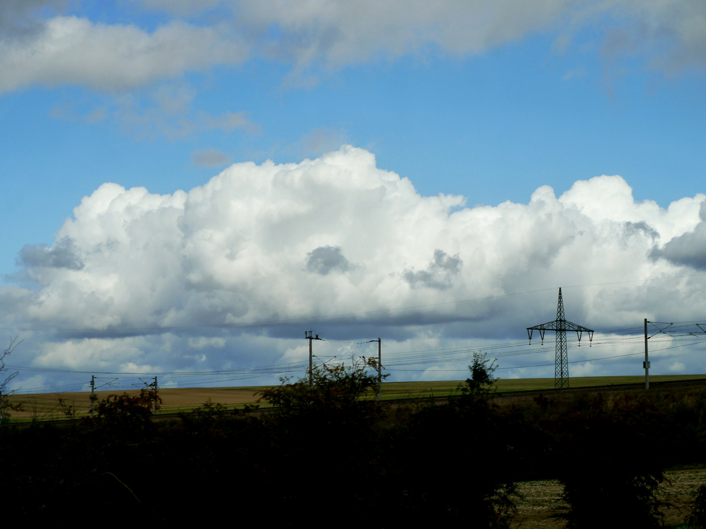 Wolkenbilder auf der Autobahn gesehen 3