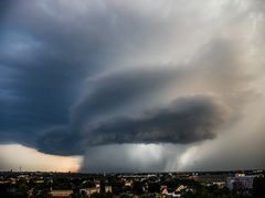 Wolkenbruch über Berlin