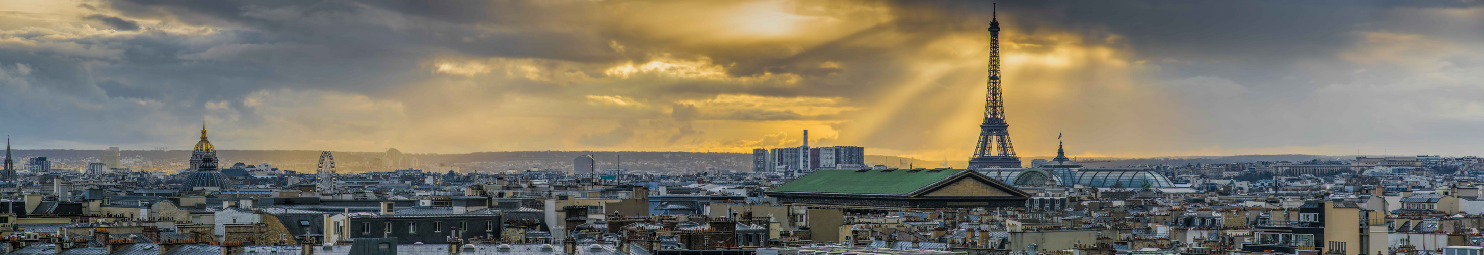 Wolkenbruch über Paris