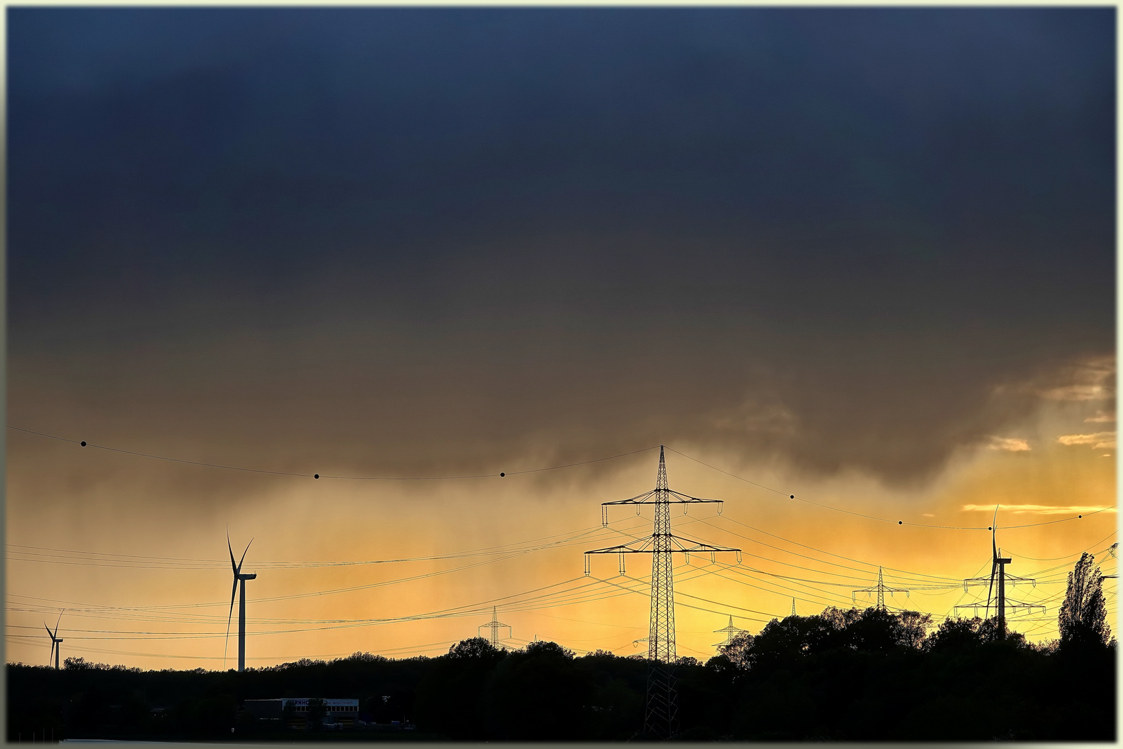 ... wolkenbruchartig