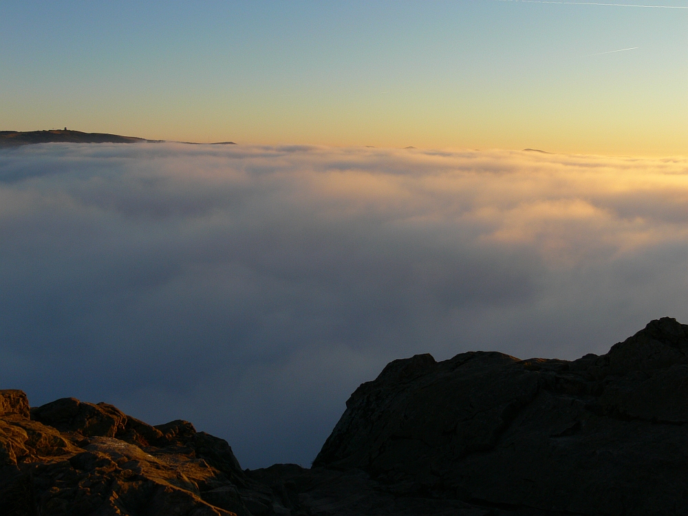 Wolkenbrücke zur Wasserkuppe