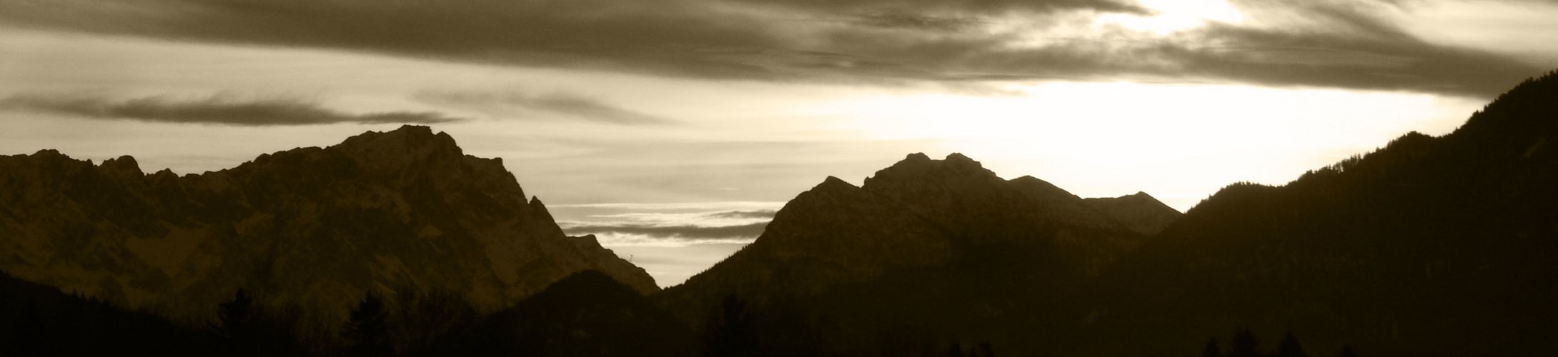 Wolkenbrücke zur Zugspitze