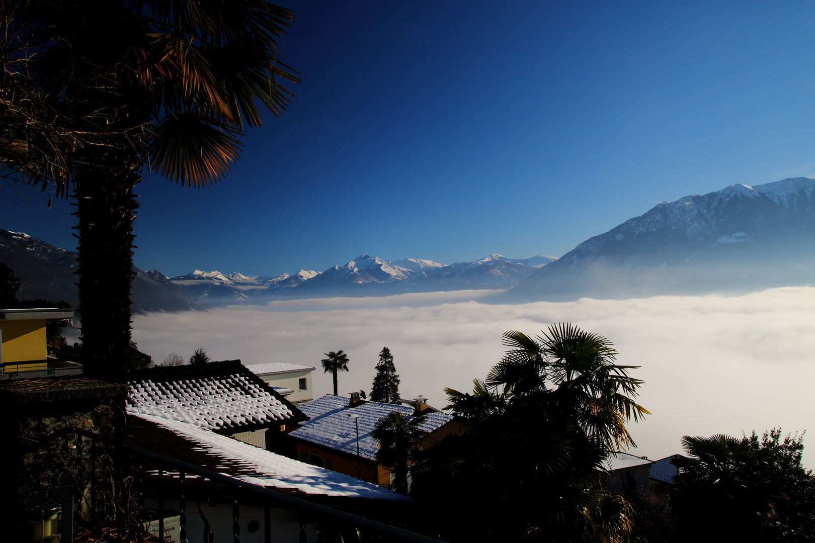 Wolkendecke über dem Lago