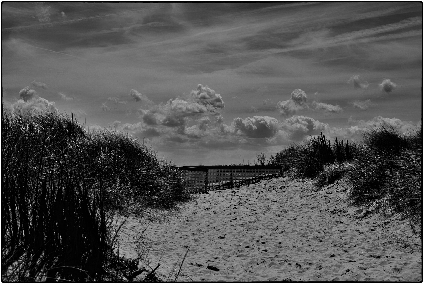 Wolkenfelder über den Dünen von De Haan - Passages nuageux sur le dunes de De Haan