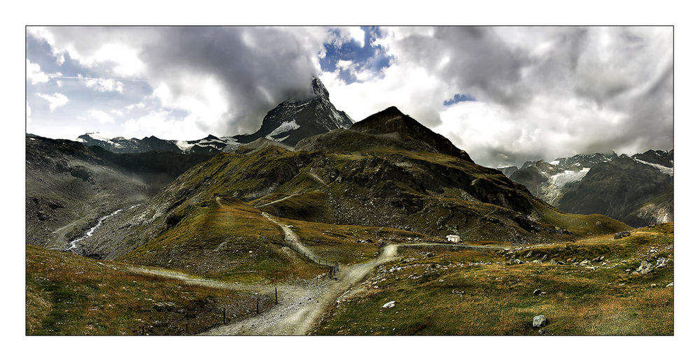 Wolkenflirt am Matterhorn