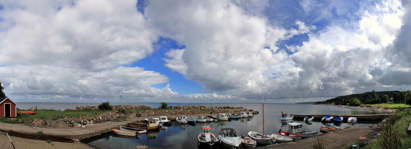 Wolkenformation Hafen Kattvik - Panorama -