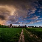 Wolkenformation mit Regenbogen