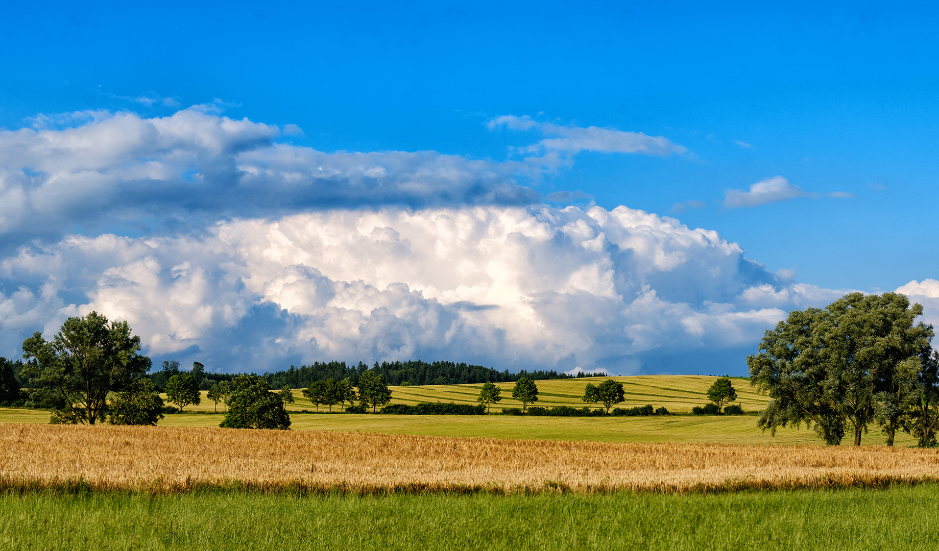 Wolkenformationen im Dachauer Hinterland