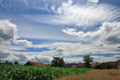 Wolkenformationen über Nänikon