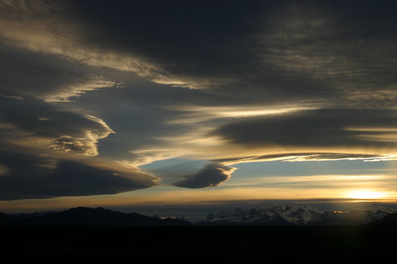 Wolkenformationen über Patagonien