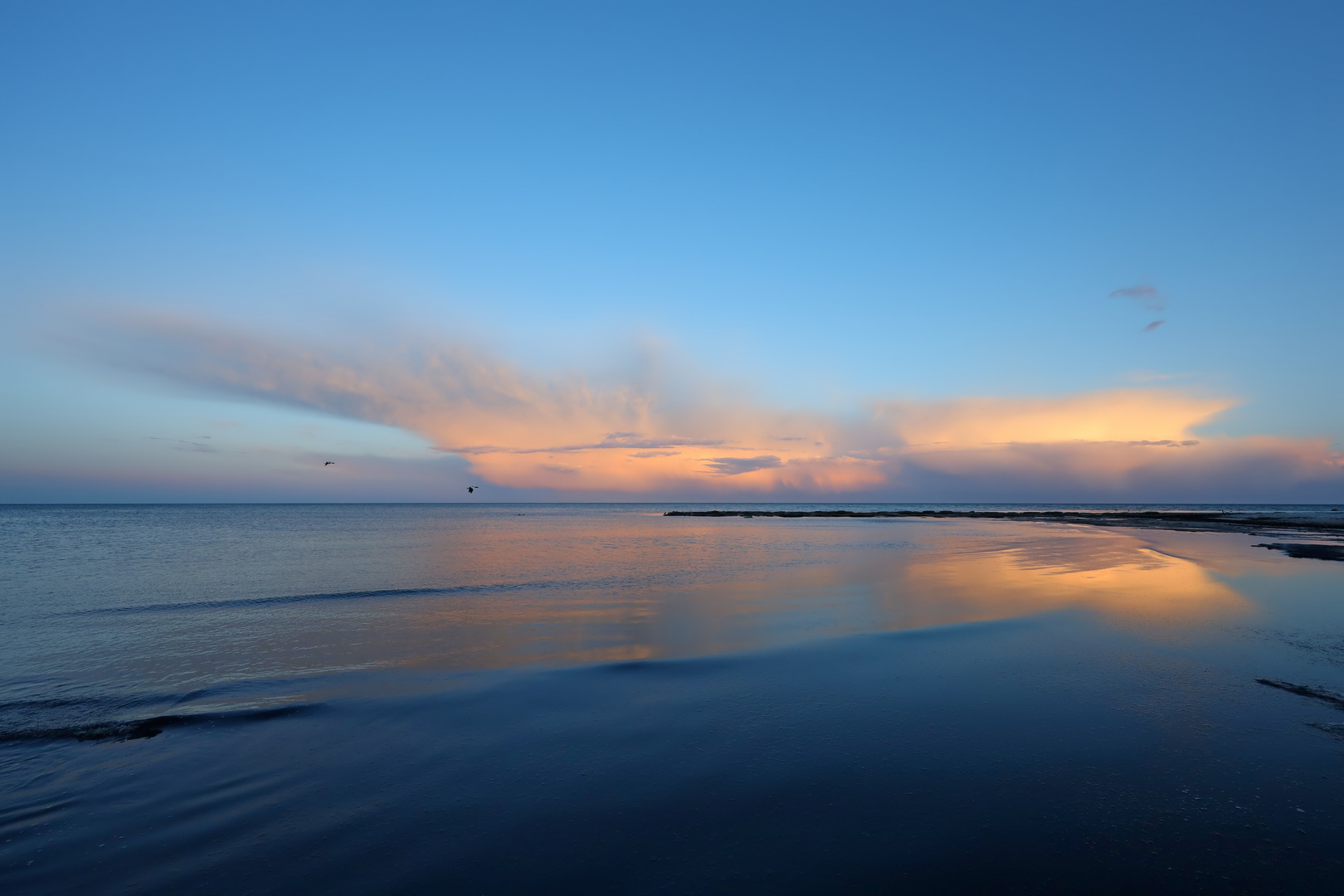 Wolkengebilde über der Ostsee