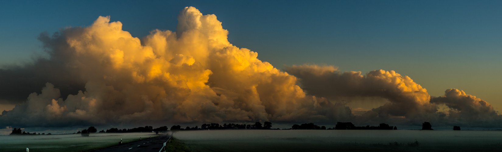 wolkenglühen