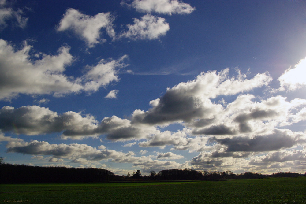 ... Wolkenhimmel ............