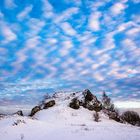 Wolkenhimmel am winterlichen Dörnberg