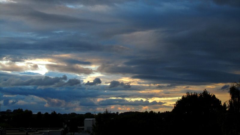 Wolkenhimmel heute Abend 1