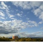 Wolkenhimmel mit Zugvögel