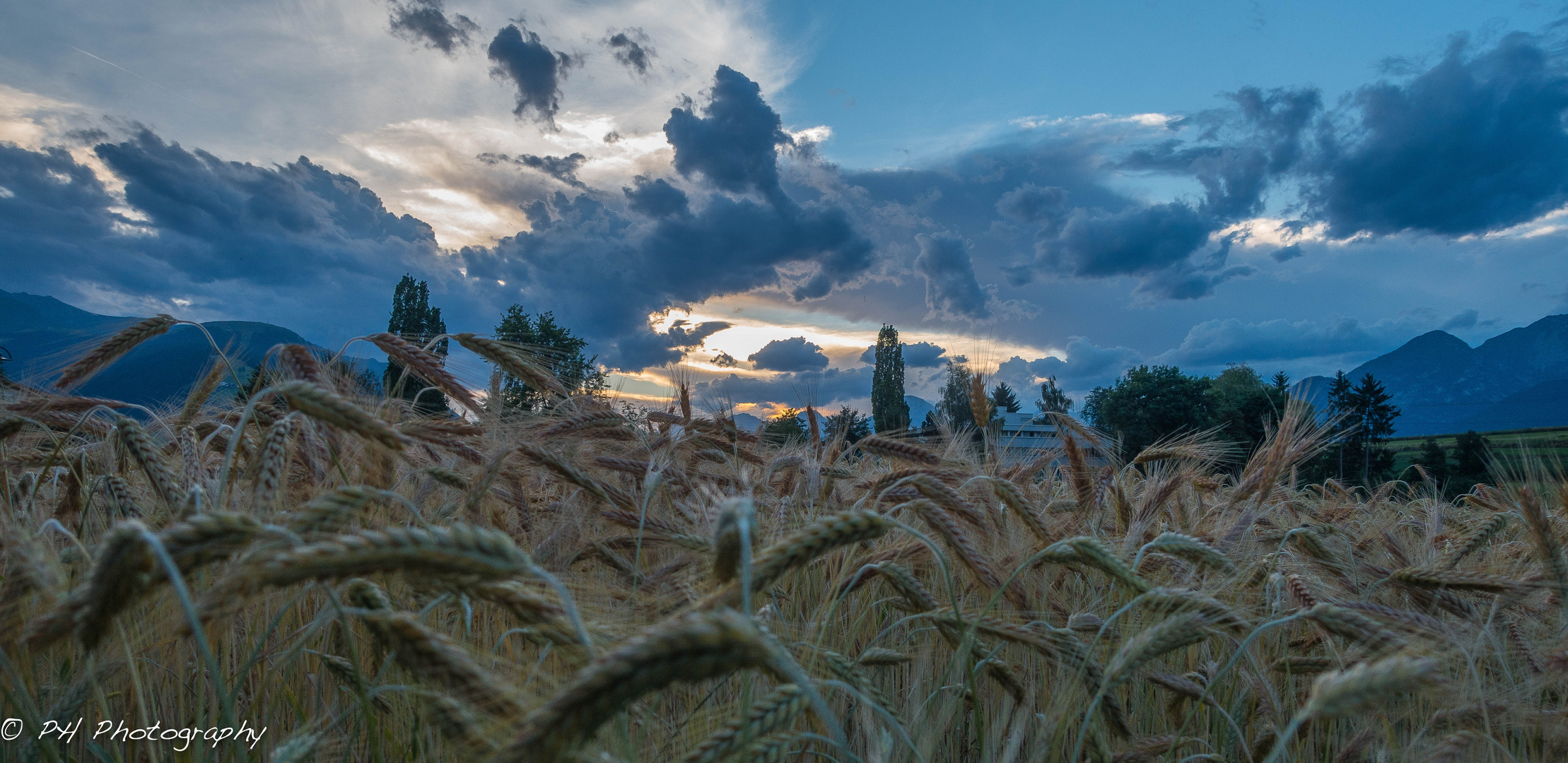 Wolkenhimmel über Axams