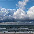 Wolkenhimmel über der Ostsee..