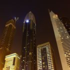 Wolkenkratzer bei Nacht