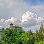 Wolkenkrone über Schloss Wiesberg