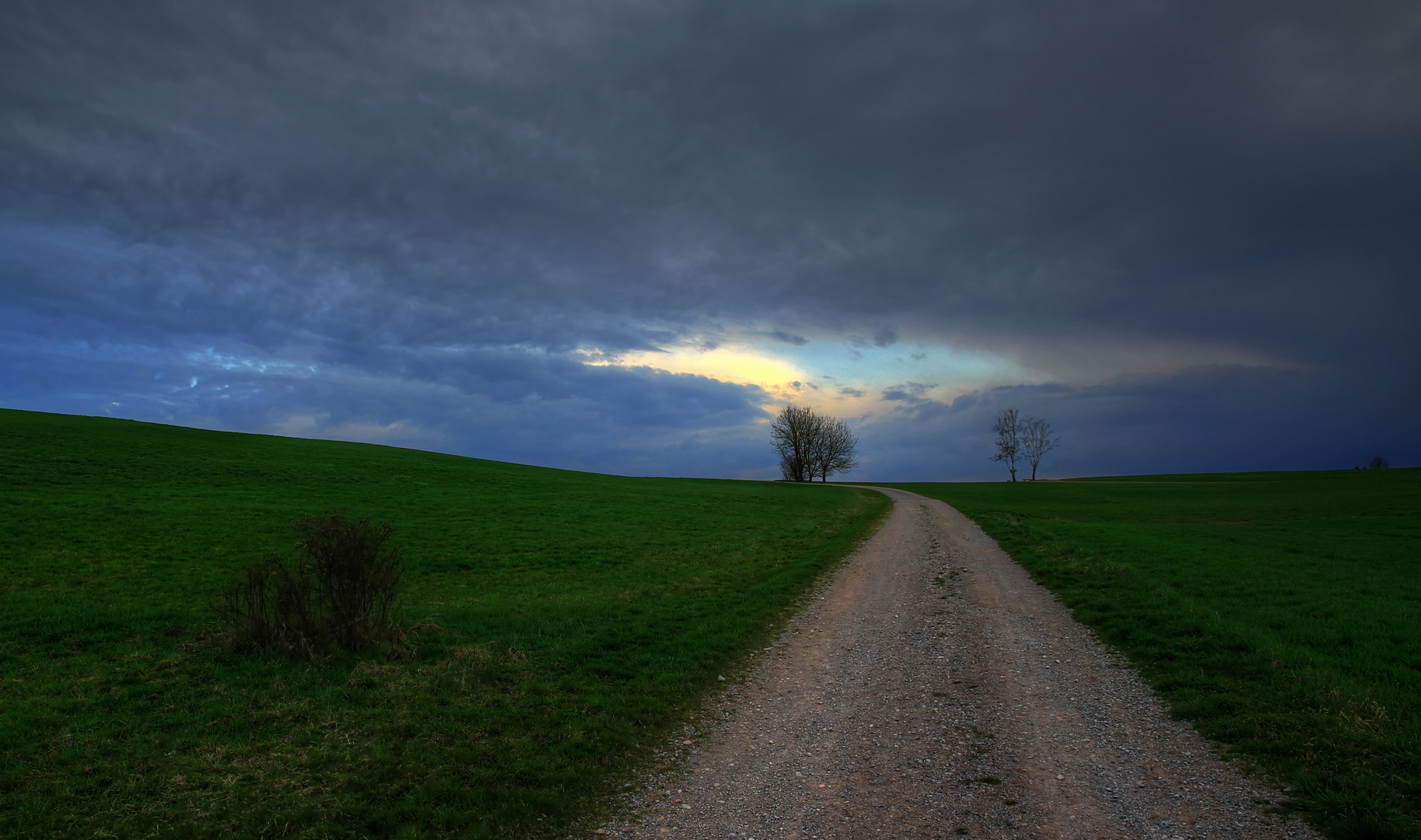 Wolkenlücke am Horizont