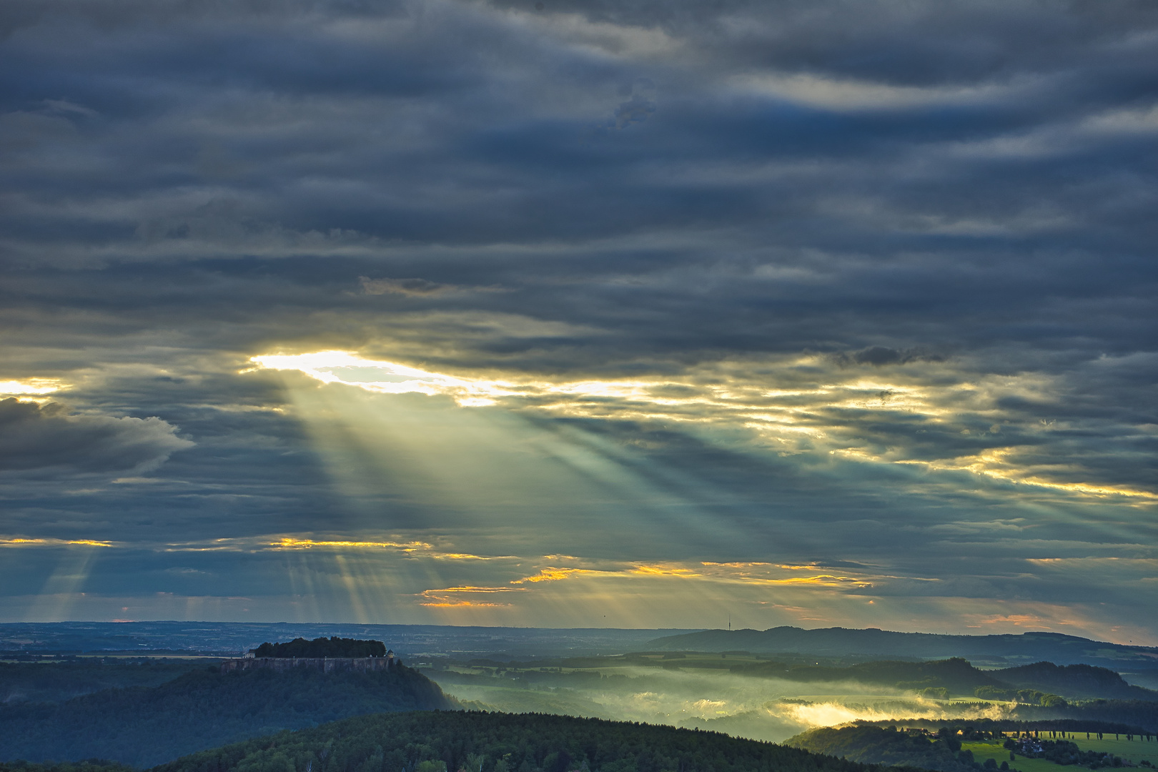 Wolkenlücke