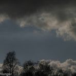 Wolkenlücke - Der Himmel ist doch noch blau :-)