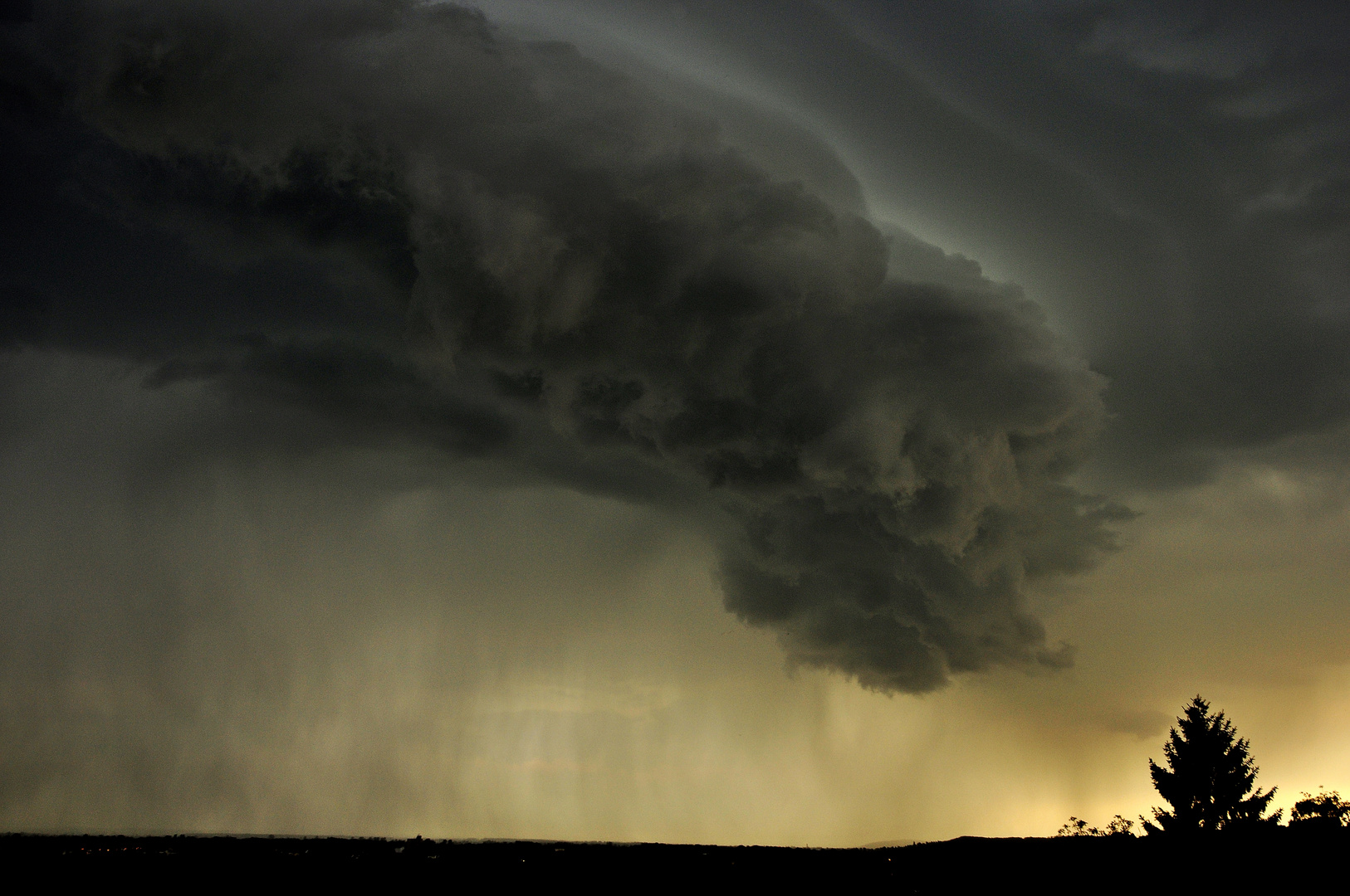 Wolken"mauer"