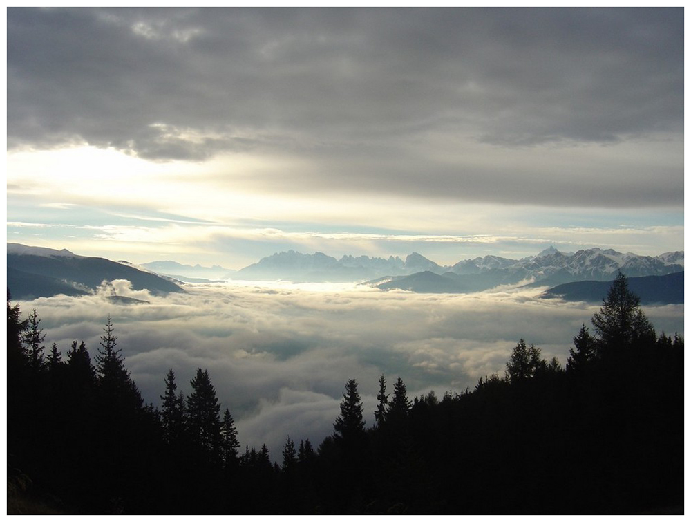 Wolkenmeer über Bruneck