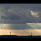 Wolkenritze und Lichtstreifen ...