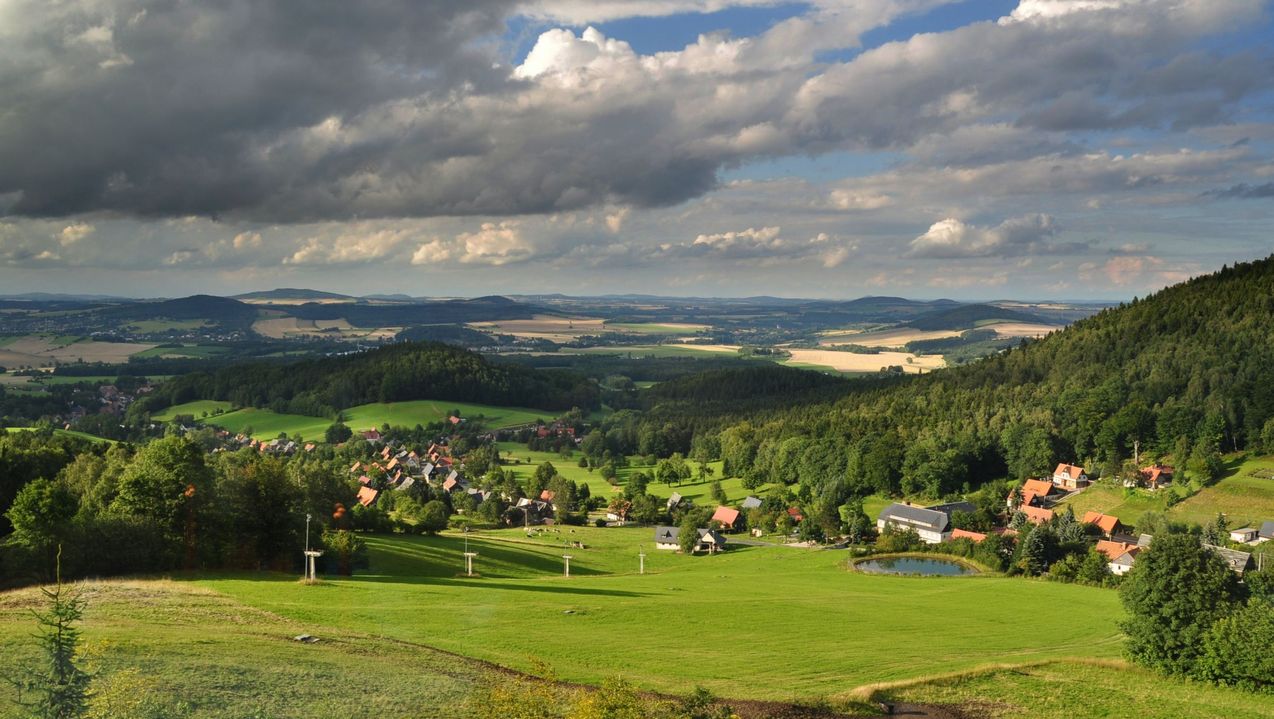 Wolkenschatten über dem Zittauer Gebirge