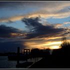 Wolkenschiffe über dem Rhein-Herne-Kanal ...