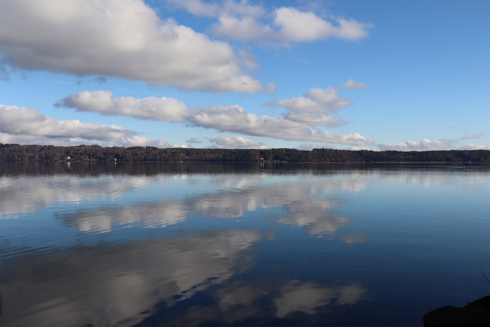 Wolkenspiegelung