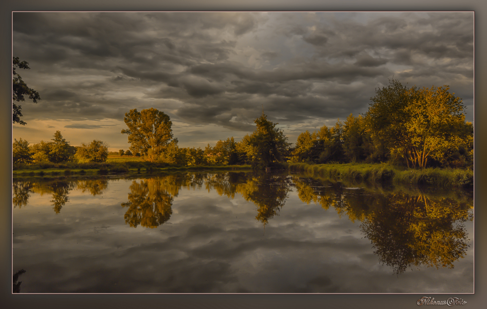 Wolkenspiegelung