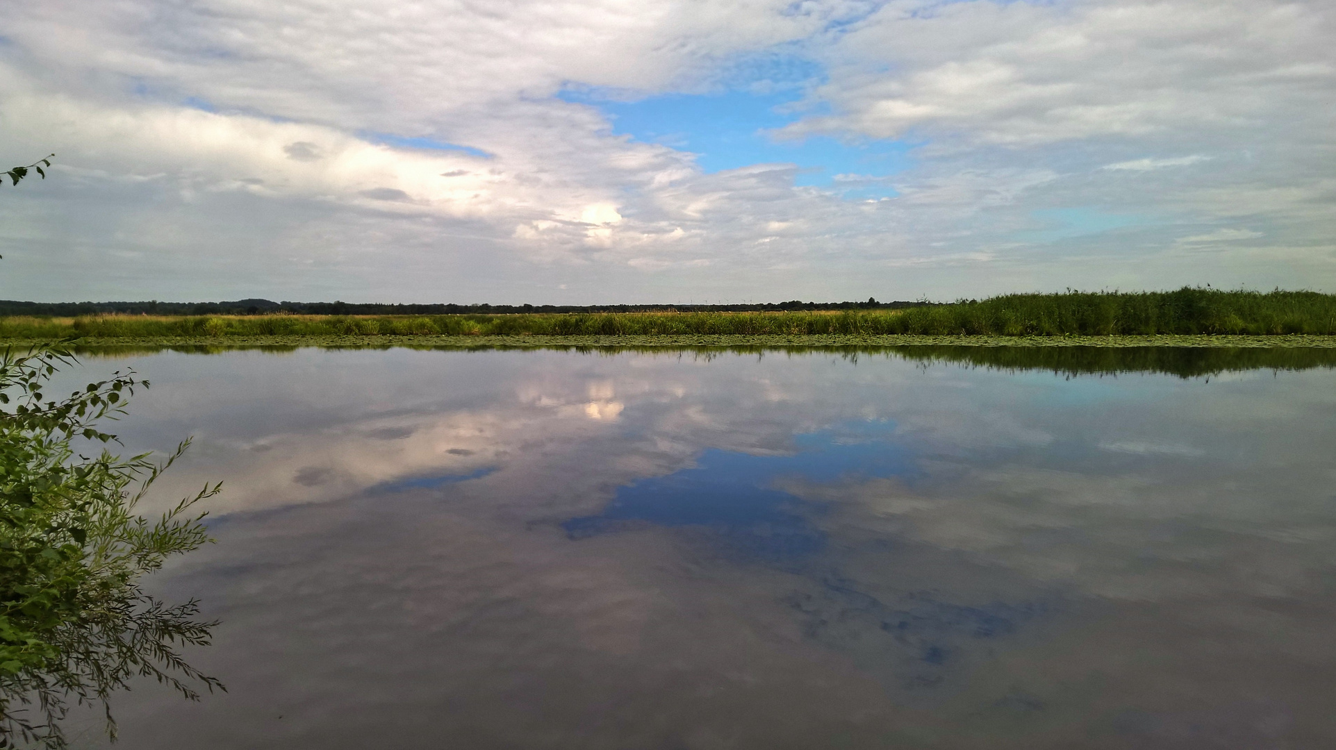 Wolkenspiegelung