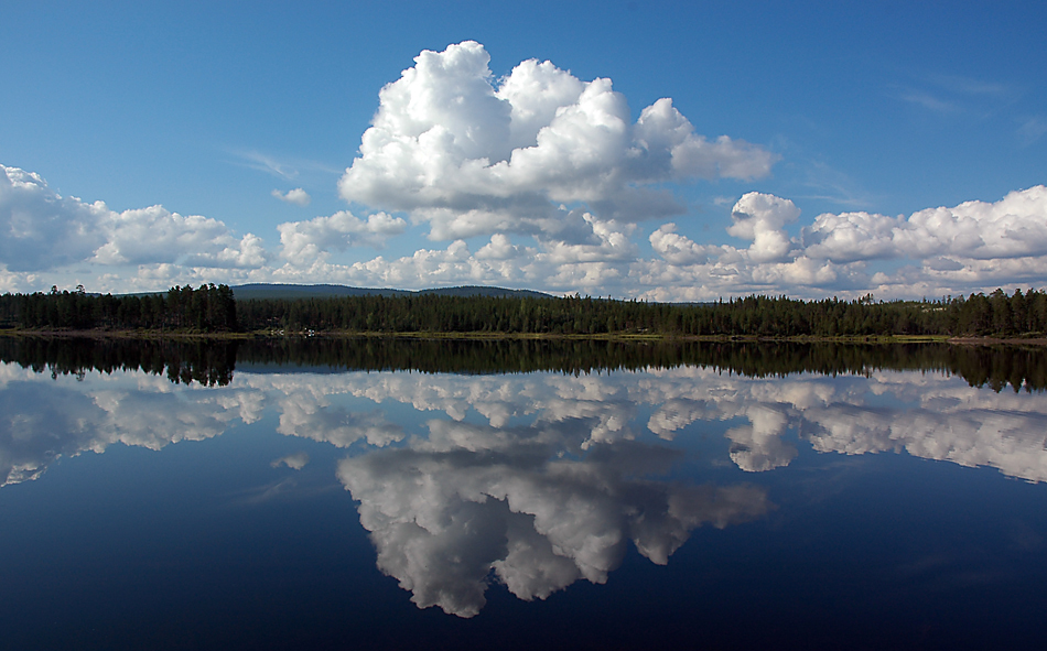 Wolkenspiegelung