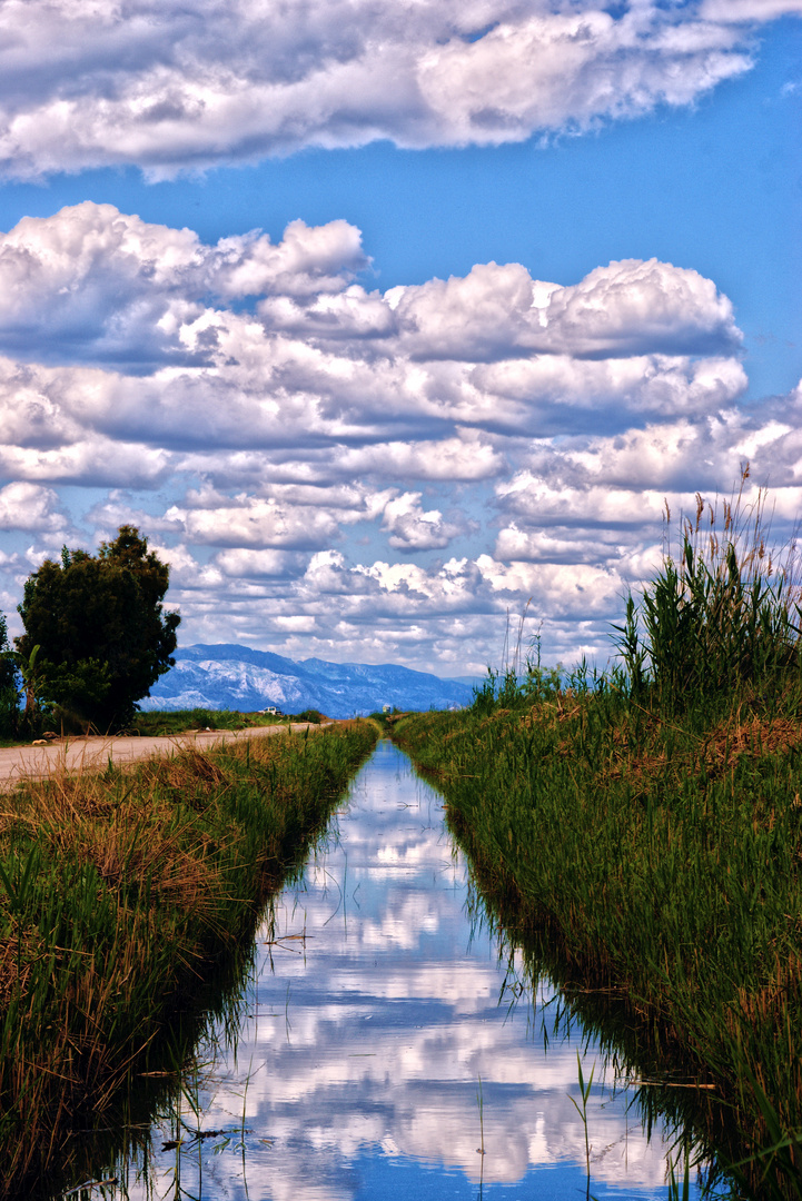 Wolkenspiegelung