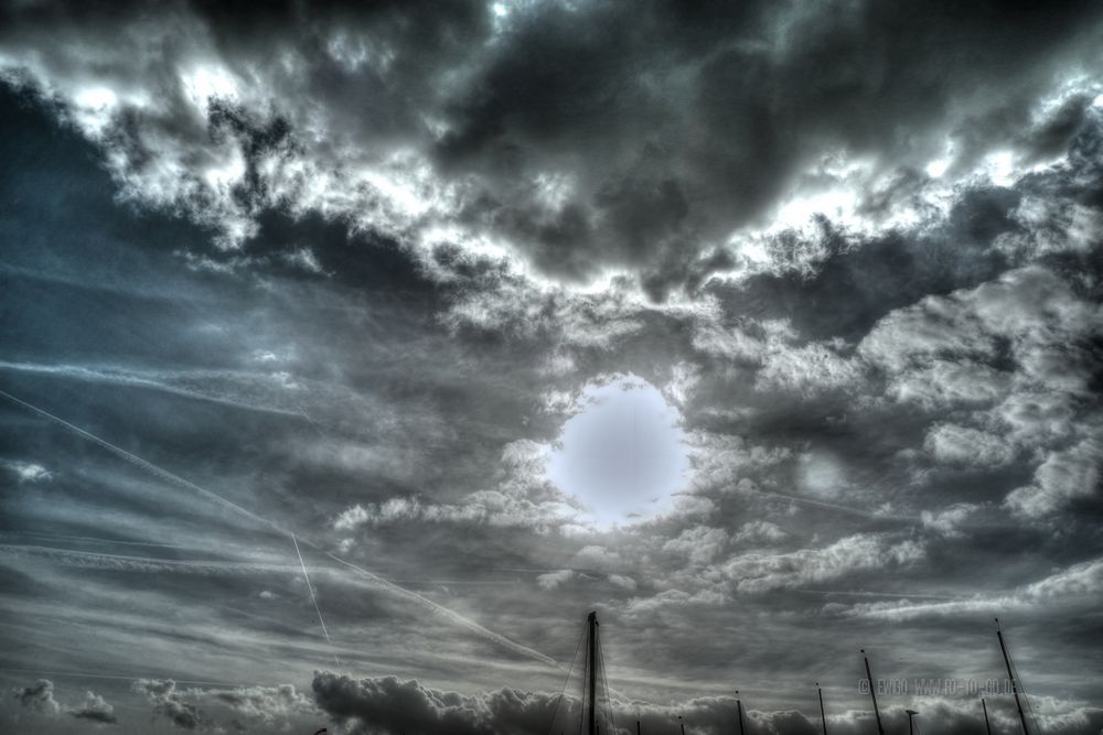 Wolkenspiel am Unterbacher See