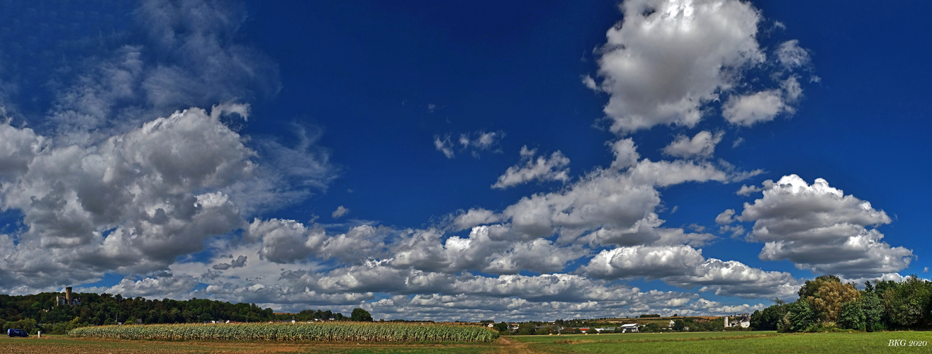 Wolkenspiel an der Lahn