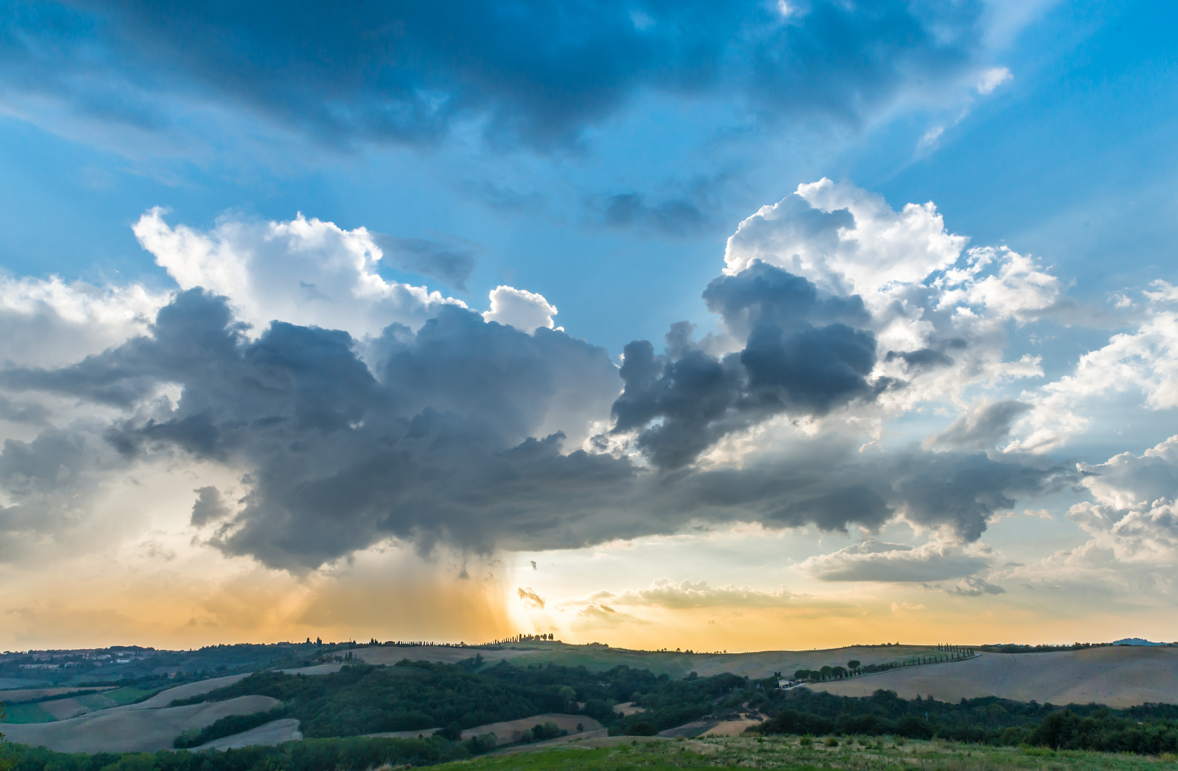 Wolkenspiel in der Toskana