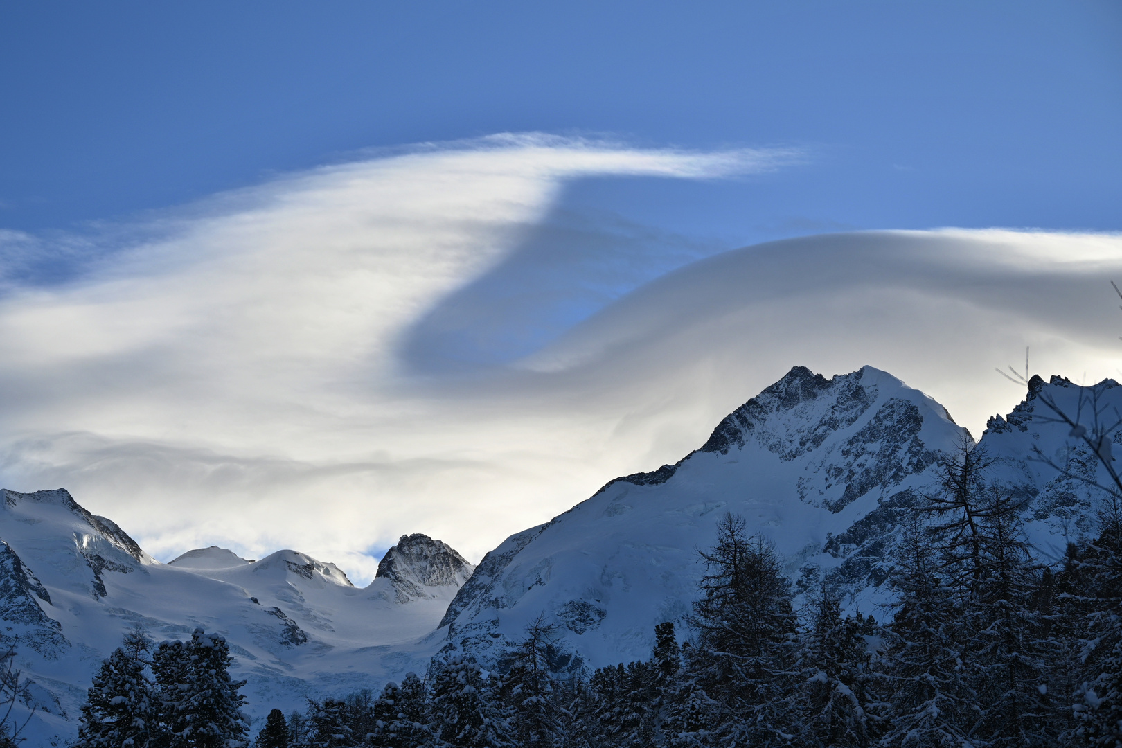 Wolkenspiel über Berninagruppe 2