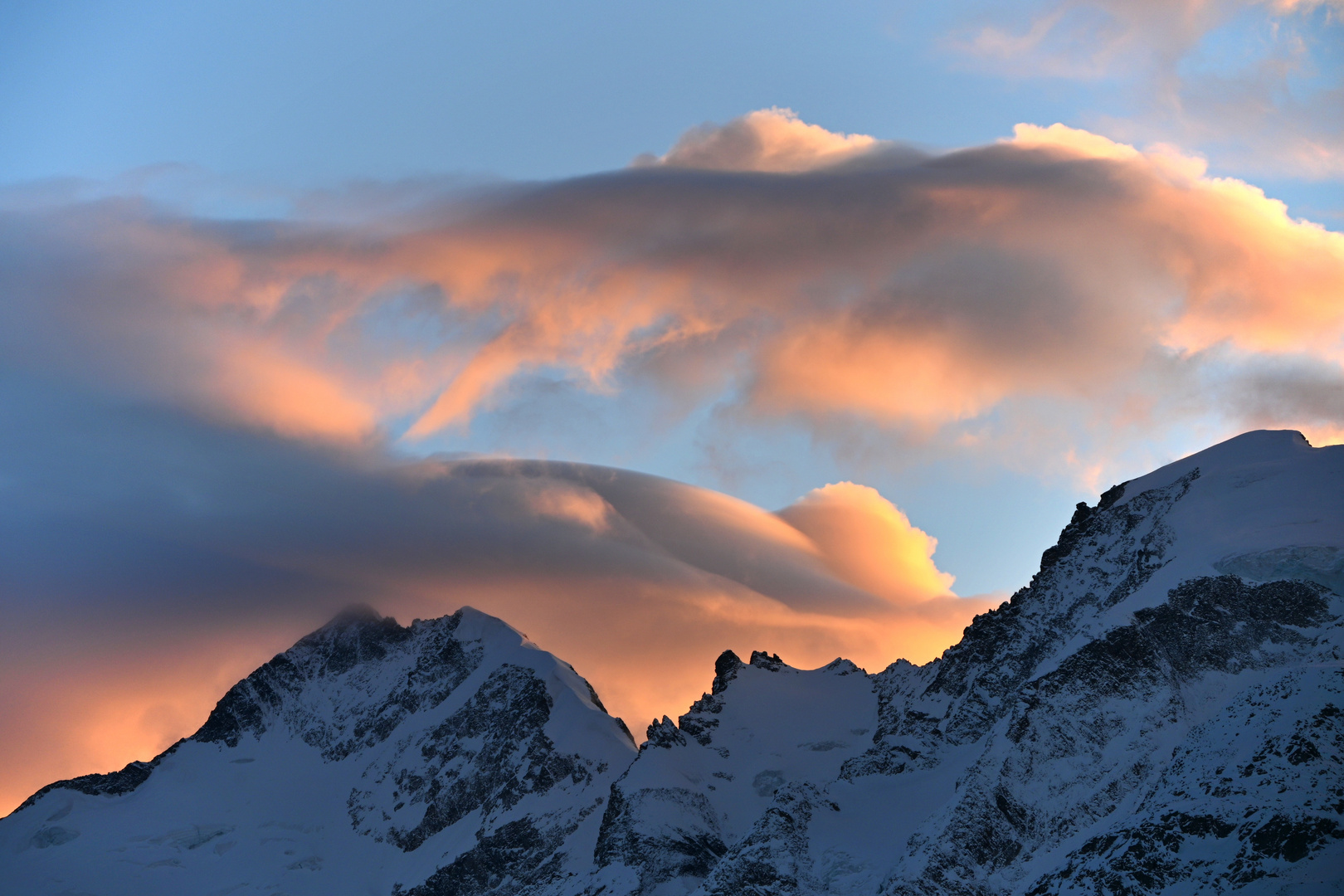 Wolkenspiel über Berninagruppe 3