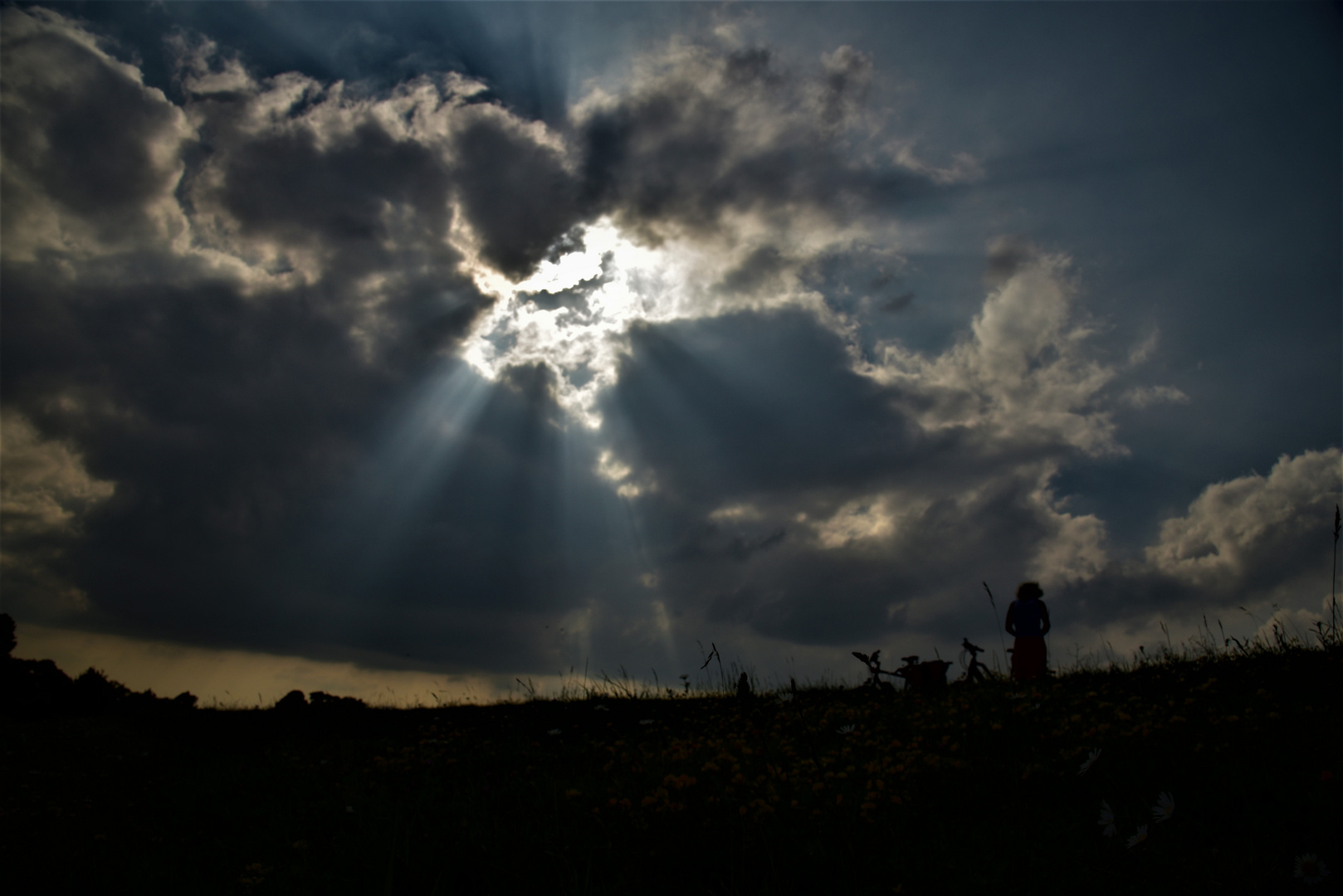 Wolkenspiel überm Deichradweg 