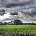 Wolkenspiel während der Bahnreise