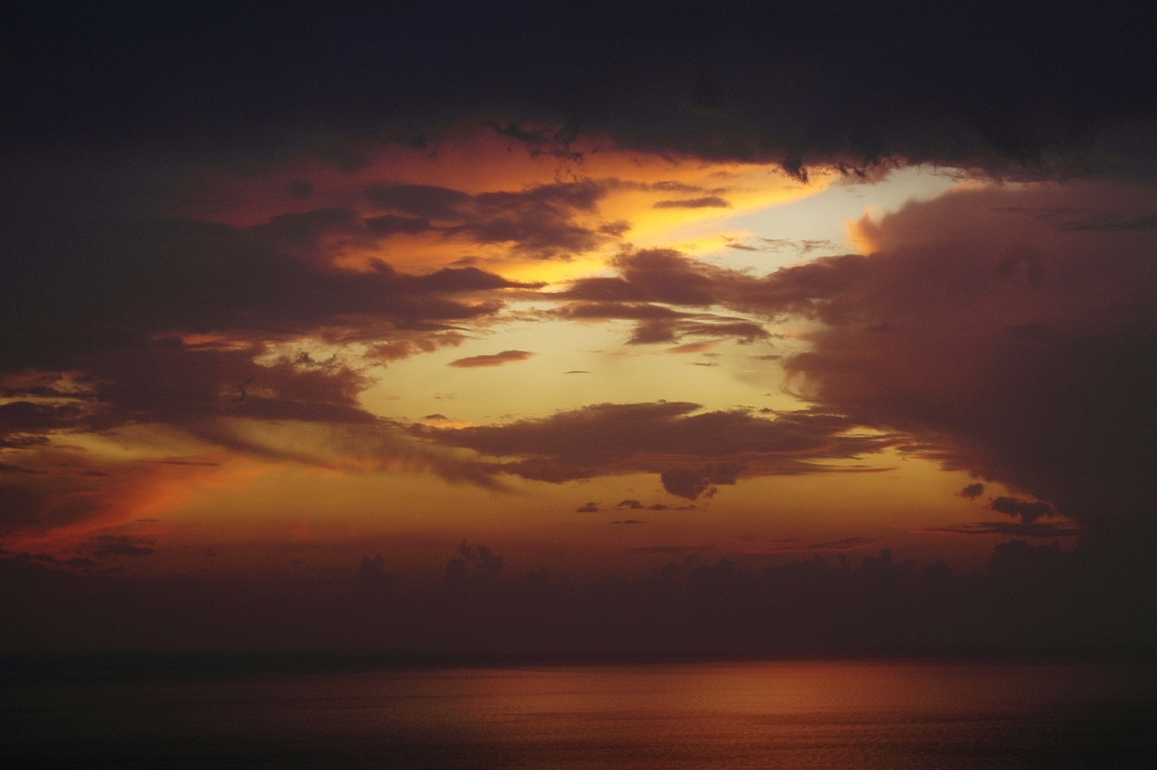 Wolkenspiele im Abendrot