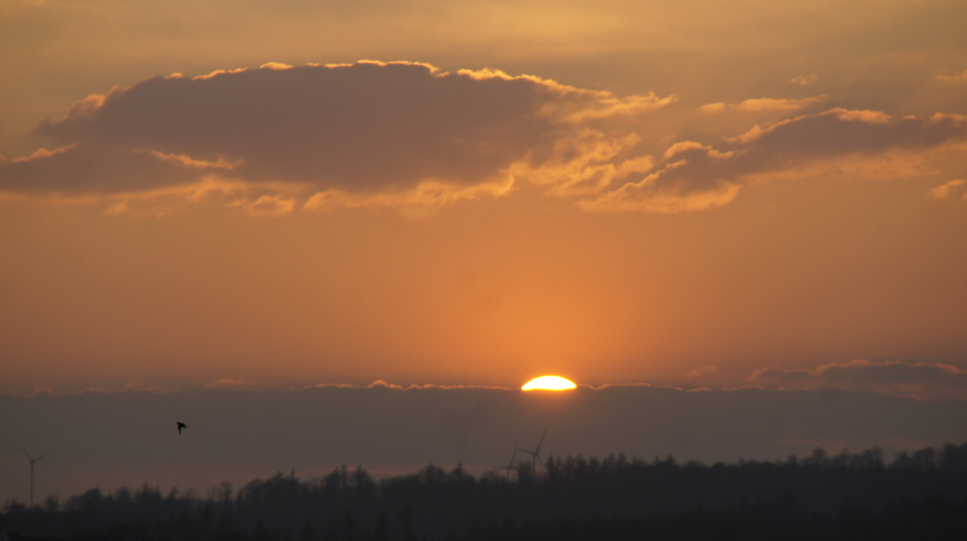 Wolkenspiele in Führjahr in der Schwalm