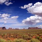 Wolkenspiele über Monument Valley