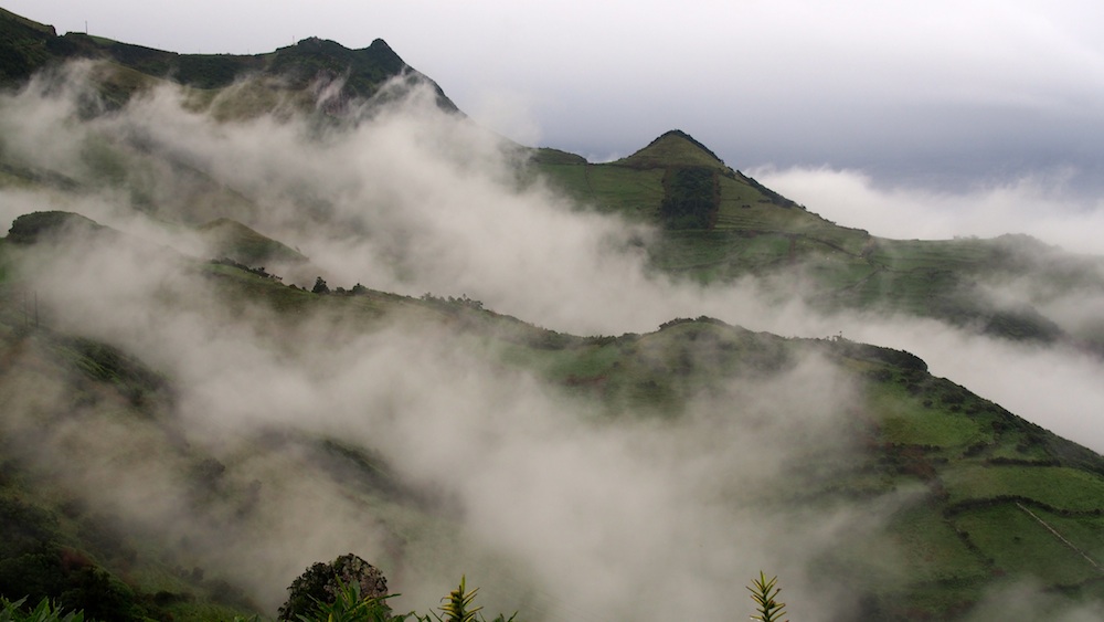 Wolkenstimmung auf Flores